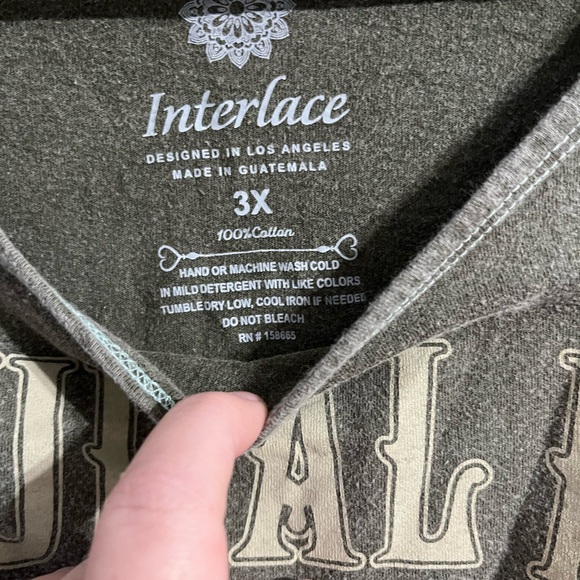 Interlace Brand Green Natural Mood Moth Butterfly Print Women’s 3XL Crop Tee - Picture 4 of 5